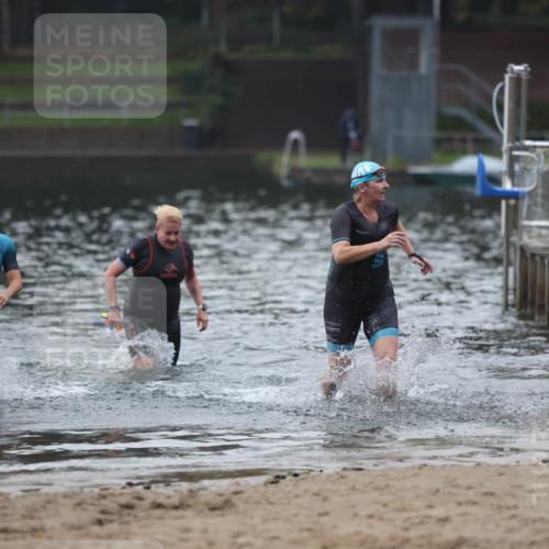 13.09.2026 - Stadtparktriathlon Mo-Foto http://msf.ph/oto/10252226 13.09.2026 09:06:03 Schwimmen 150, 185, 186 meine-sportfotos.de