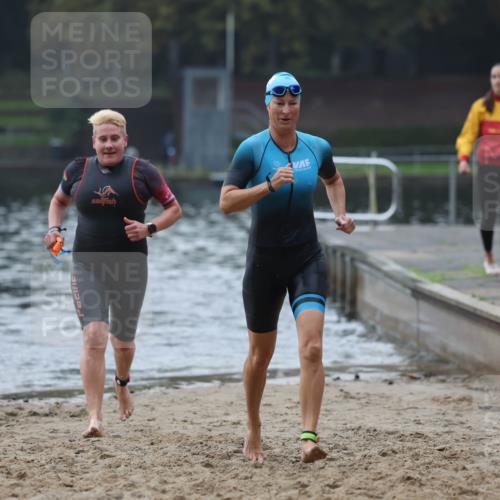 13.09.2026 - Stadtparktriathlon Mo-Foto http://msf.ph/oto/10252234 13.09.2026 09:06:09 Schwimmen 150, 185, 186 meine-sportfotos.de