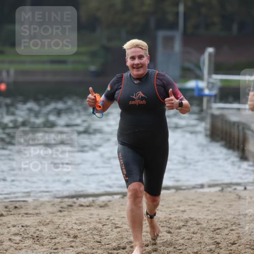 13.09.2026 - Stadtparktriathlon Mo-Foto http://msf.ph/oto/10252237 13.09.2026 09:06:11 Schwimmen 150, 185, 186 meine-sportfotos.de