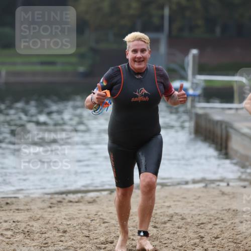 13.09.2026 - Stadtparktriathlon Mo-Foto http://msf.ph/oto/10252238 13.09.2026 09:06:11 Schwimmen 150, 185, 186 meine-sportfotos.de