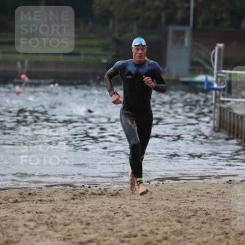 13.09.2026 - Stadtparktriathlon Mo-Foto http://msf.ph/oto/10252250 13.09.2026 09:42:46 Schwimmen 269, 271, 279 meine-sportfotos.de