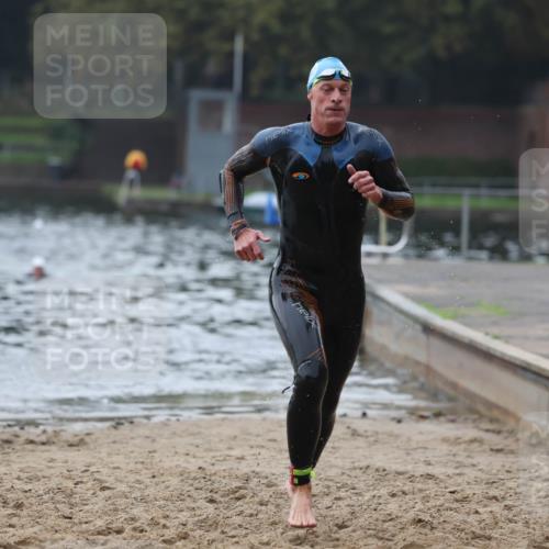 13.09.2026 - Stadtparktriathlon Mo-Foto http://msf.ph/oto/10252253 13.09.2026 09:42:48 Schwimmen 269, 271, 279 meine-sportfotos.de