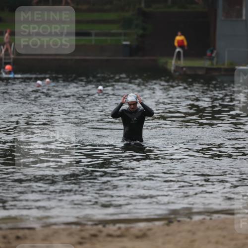 13.09.2026 - Stadtparktriathlon Mo-Foto http://msf.ph/oto/10252254 13.09.2026 09:42:55 Schwimmen 226 meine-sportfotos.de