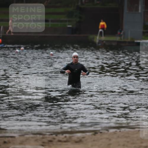 13.09.2026 - Stadtparktriathlon Mo-Foto http://msf.ph/oto/10252255 13.09.2026 09:42:56 Schwimmen 226 meine-sportfotos.de