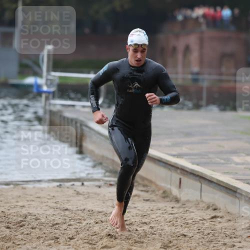 13.09.2026 - Stadtparktriathlon Mo-Foto http://msf.ph/oto/10252266 13.09.2026 09:43:04 Schwimmen 226, 284, 290 meine-sportfotos.de