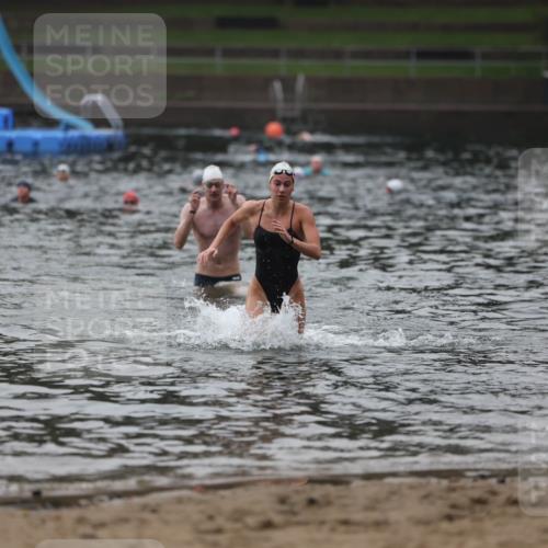 13.09.2026 - Stadtparktriathlon Mo-Foto http://msf.ph/oto/10252269 13.09.2026 09:43:07 Schwimmen 226, 284, 290 meine-sportfotos.de