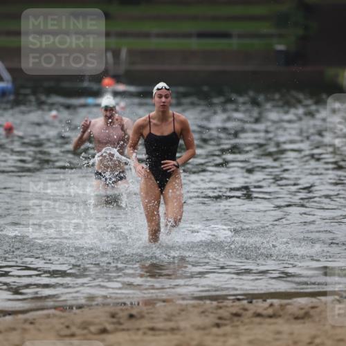 13.09.2026 - Stadtparktriathlon Mo-Foto http://msf.ph/oto/10252272 13.09.2026 09:43:09 Schwimmen 284, 290 meine-sportfotos.de