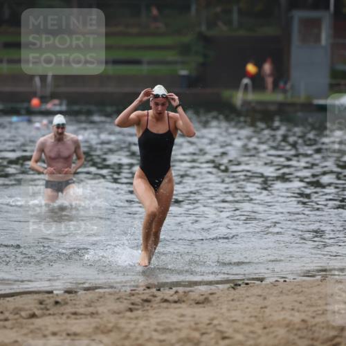 13.09.2026 - Stadtparktriathlon Mo-Foto http://msf.ph/oto/10252274 13.09.2026 09:43:10 Schwimmen 284, 290 meine-sportfotos.de