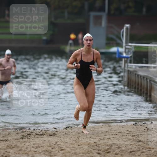 13.09.2026 - Stadtparktriathlon Mo-Foto http://msf.ph/oto/10252276 13.09.2026 09:43:11 Schwimmen 284, 290 meine-sportfotos.de