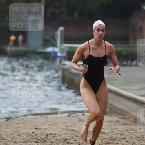 13.09.2026 - Stadtparktriathlon Mo-Foto http://msf.ph/oto/10252279 13.09.2026 09:43:12 Schwimmen 284, 290 meine-sportfotos.de
