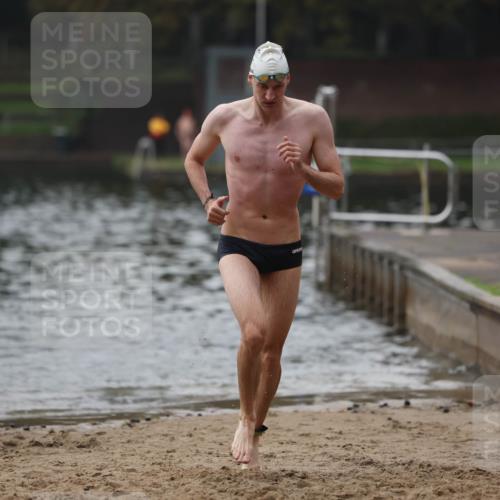 13.09.2026 - Stadtparktriathlon Mo-Foto http://msf.ph/oto/10252287 13.09.2026 09:43:16 Schwimmen 284, 290 meine-sportfotos.de