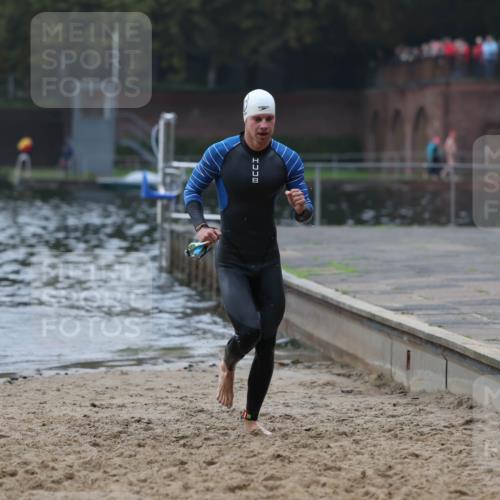 13.09.2026 - Stadtparktriathlon Mo-Foto http://msf.ph/oto/10252298 13.09.2026 09:44:08 Schwimmen 211 meine-sportfotos.de