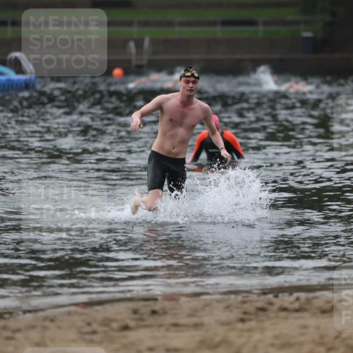 13.09.2026 - Stadtparktriathlon Mo-Foto http://msf.ph/oto/10252302 13.09.2026 09:44:23 Schwimmen 218 meine-sportfotos.de