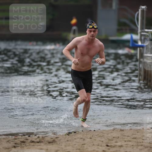 13.09.2026 - Stadtparktriathlon Mo-Foto http://msf.ph/oto/10252306 13.09.2026 09:44:26 Schwimmen 218, 260 meine-sportfotos.de