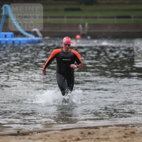 13.09.2026 - Stadtparktriathlon Mo-Foto http://msf.ph/oto/10252312 13.09.2026 09:44:34 Schwimmen 260 meine-sportfotos.de