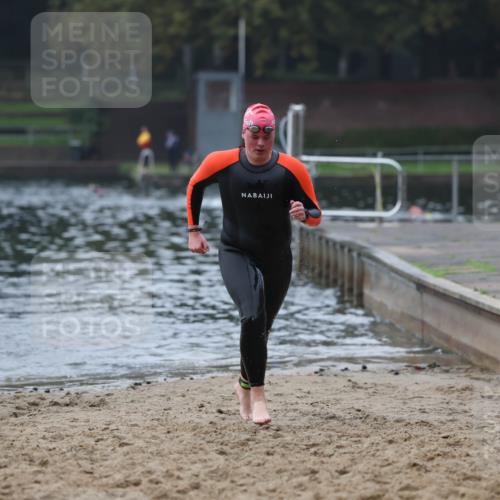 13.09.2026 - Stadtparktriathlon Mo-Foto http://msf.ph/oto/10252318 13.09.2026 09:44:39 Schwimmen 260 meine-sportfotos.de