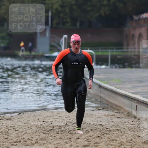 13.09.2026 - Stadtparktriathlon Mo-Foto http://msf.ph/oto/10252319 13.09.2026 09:44:39 Schwimmen 260 meine-sportfotos.de