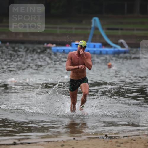 13.09.2026 - Stadtparktriathlon Mo-Foto http://msf.ph/oto/10252327 13.09.2026 09:45:21 Schwimmen 212, 263, 338 meine-sportfotos.de