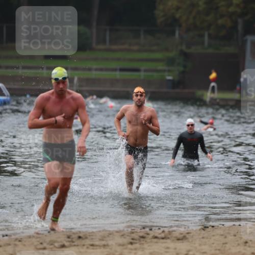 13.09.2026 - Stadtparktriathlon Mo-Foto http://msf.ph/oto/10252330 13.09.2026 09:45:22 Schwimmen 212, 263, 338 meine-sportfotos.de