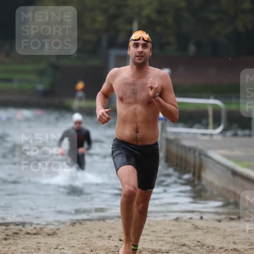 13.09.2026 - Stadtparktriathlon Mo-Foto http://msf.ph/oto/10252333 13.09.2026 09:45:26 Schwimmen 212, 263, 321, 338, 344 meine-sportfotos.de