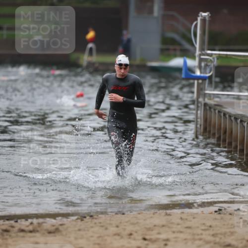 13.09.2026 - Stadtparktriathlon Mo-Foto http://msf.ph/oto/10252336 13.09.2026 09:45:28 Schwimmen 212, 263, 321, 338, 340, 344 meine-sportfotos.de