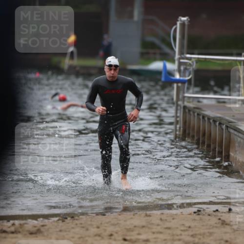 13.09.2026 - Stadtparktriathlon Mo-Foto http://msf.ph/oto/10252337 13.09.2026 09:45:28 Schwimmen 212, 263, 321, 338, 340, 344 meine-sportfotos.de