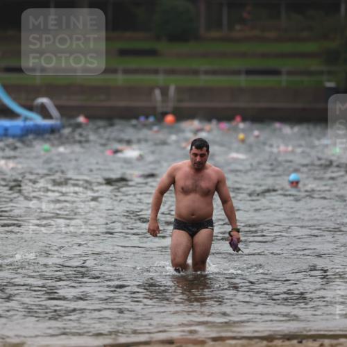13.09.2026 - Stadtparktriathlon Mo-Foto http://msf.ph/oto/10252360 13.09.2026 09:45:54 Schwimmen 214, 293, 313 meine-sportfotos.de