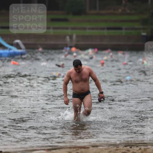13.09.2026 - Stadtparktriathlon Mo-Foto http://msf.ph/oto/10252362 13.09.2026 09:45:55 Schwimmen 214, 293, 313 meine-sportfotos.de