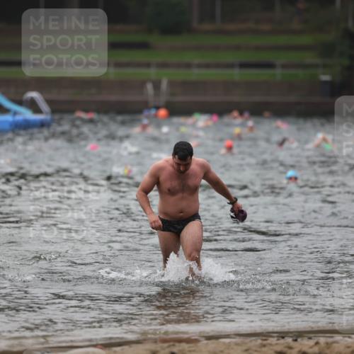 13.09.2026 - Stadtparktriathlon Mo-Foto http://msf.ph/oto/10252363 13.09.2026 09:45:55 Schwimmen 214, 293, 313 meine-sportfotos.de