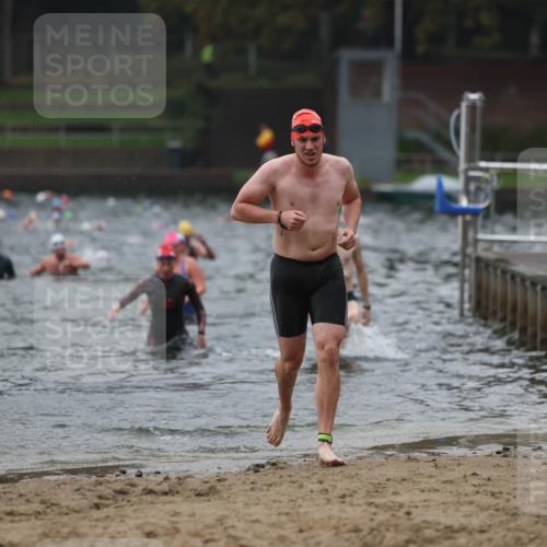13.09.2026 - Stadtparktriathlon Mo-Foto http://msf.ph/oto/10252416 13.09.2026 09:46:39 Schwimmen 215, 217, 239, 285, 310, 331, 339 meine-sportfotos.de