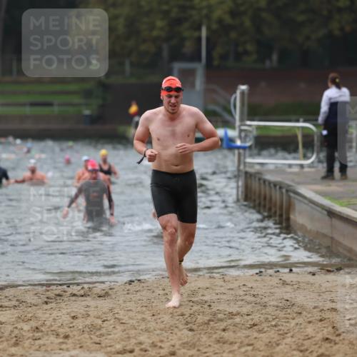 13.09.2026 - Stadtparktriathlon Mo-Foto http://msf.ph/oto/10252420 13.09.2026 09:46:40 Schwimmen 215, 217, 239, 285, 310, 331, 339 meine-sportfotos.de