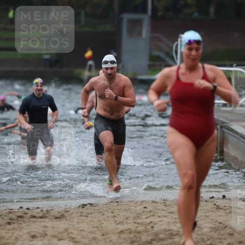 13.09.2026 - Stadtparktriathlon Mo-Foto http://msf.ph/oto/10252443 13.09.2026 09:46:55 Schwimmen 220, 238, 247, 262, 287, 300, 301 meine-sportfotos.de