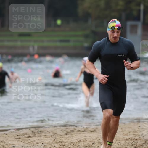 13.09.2026 - Stadtparktriathlon Mo-Foto http://msf.ph/oto/10252452 13.09.2026 09:47:01 Schwimmen 220, 247, 262, 287, 300, 301 meine-sportfotos.de
