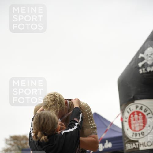 13.09.2026 - Stadtparktriathlon Patografie http://msf.ph/oto/10252577 13.09.2026 09:36:32 Ziel 7, 50 meine-sportfotos.de