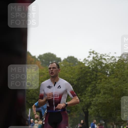13.09.2026 - Stadtparktriathlon Patografie http://msf.ph/oto/10252614 13.09.2026 09:38:15 Ziel 2, 10, 40 meine-sportfotos.de