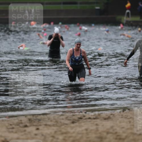 13.09.2026 - Stadtparktriathlon Mo-Foto http://msf.ph/oto/10252615 13.09.2026 09:48:16 Schwimmen 228 meine-sportfotos.de