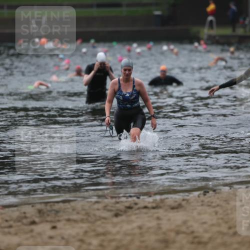13.09.2026 - Stadtparktriathlon Mo-Foto http://msf.ph/oto/10252619 13.09.2026 09:48:17 Schwimmen 228 meine-sportfotos.de