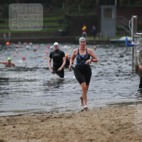 13.09.2026 - Stadtparktriathlon Mo-Foto http://msf.ph/oto/10252625 13.09.2026 09:48:21 Schwimmen 228, 289 meine-sportfotos.de