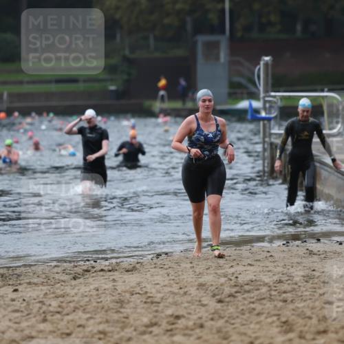 13.09.2026 - Stadtparktriathlon Mo-Foto http://msf.ph/oto/10252627 13.09.2026 09:48:22 Schwimmen 228, 289 meine-sportfotos.de
