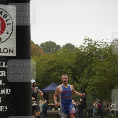 13.09.2026 - Stadtparktriathlon Patografie http://msf.ph/oto/10252628 13.09.2026 09:38:33 Ziel 16, 32 meine-sportfotos.de
