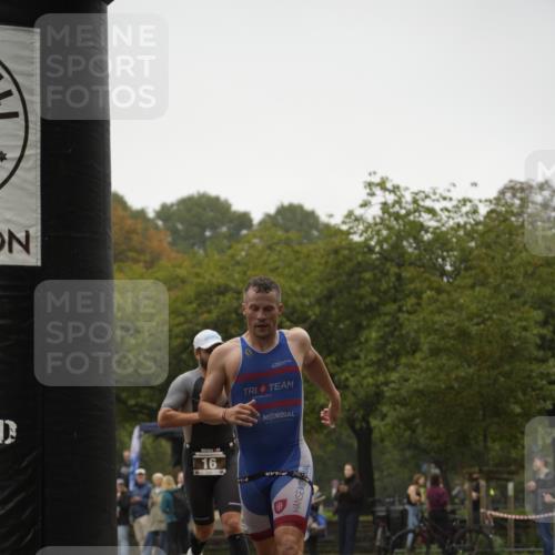 13.09.2026 - Stadtparktriathlon Patografie http://msf.ph/oto/10252632 13.09.2026 09:38:34 Ziel 16, 32 meine-sportfotos.de