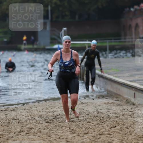 13.09.2026 - Stadtparktriathlon Mo-Foto http://msf.ph/oto/10252633 13.09.2026 09:48:24 Schwimmen 228, 278, 289 meine-sportfotos.de