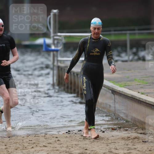 13.09.2026 - Stadtparktriathlon Mo-Foto http://msf.ph/oto/10252639 13.09.2026 09:48:27 Schwimmen 228, 278, 289 meine-sportfotos.de