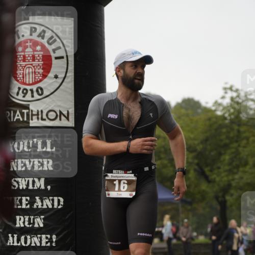 13.09.2026 - Stadtparktriathlon Patografie http://msf.ph/oto/10252640 13.09.2026 09:38:36 Ziel 16, 32 meine-sportfotos.de