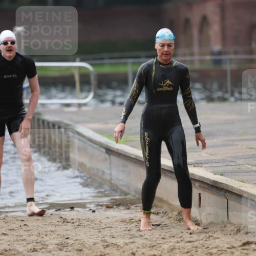 13.09.2026 - Stadtparktriathlon Mo-Foto http://msf.ph/oto/10252643 13.09.2026 09:48:29 Schwimmen 228, 278, 289 meine-sportfotos.de