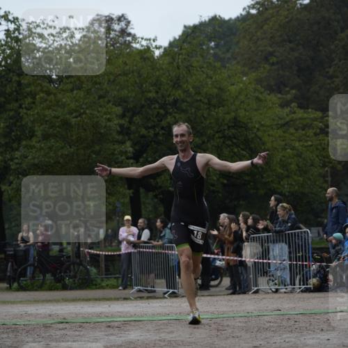 13.09.2026 - Stadtparktriathlon Patografie http://msf.ph/oto/10252668 13.09.2026 09:39:49 Ziel 18, 33, 51, 70 meine-sportfotos.de