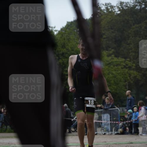 13.09.2026 - Stadtparktriathlon Patografie http://msf.ph/oto/10252675 13.09.2026 09:39:51 Ziel 18, 33, 51, 70 meine-sportfotos.de