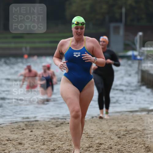13.09.2026 - Stadtparktriathlon Mo-Foto http://msf.ph/oto/10252676 13.09.2026 09:48:43 Schwimmen 243, 246, 251, 261, 267, 302 meine-sportfotos.de