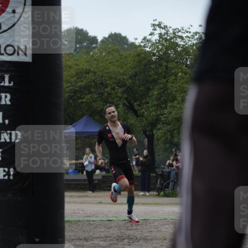 13.09.2026 - Stadtparktriathlon Patografie http://msf.ph/oto/10252677 13.09.2026 09:39:55 Ziel 18, 33, 51, 70 meine-sportfotos.de