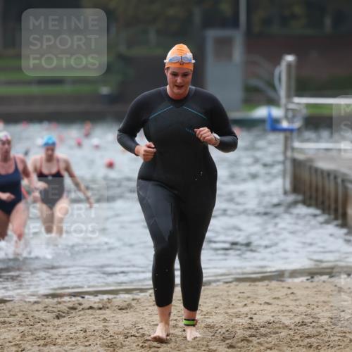 13.09.2026 - Stadtparktriathlon Mo-Foto http://msf.ph/oto/10252680 13.09.2026 09:48:45 Schwimmen 243, 246, 251, 261, 267, 302 meine-sportfotos.de